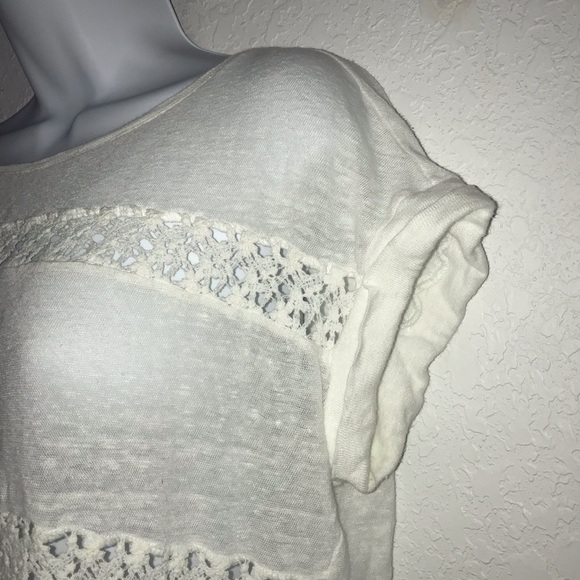 Anthropologie Akemi + Kin linen crochet Lace Top - Picture 4 of 6